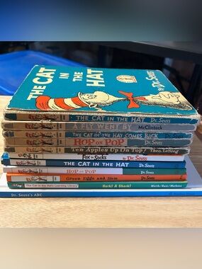 Dr. Seuss 12-Book Mega Collection - Vintage & Modern Hardcover Lot